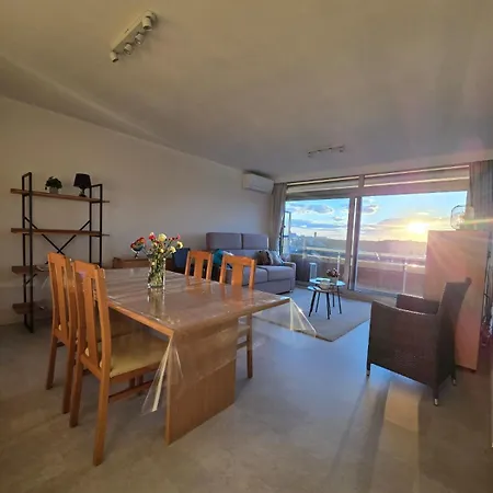 Cozy With Sea View And Parking Place * Бреден