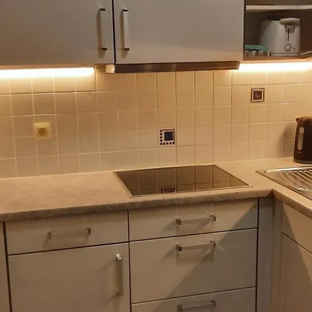 Apartmán Cozy With Sea View And Parking Place *